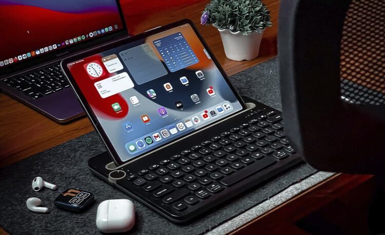Laptop